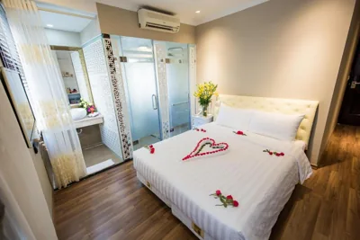 Little Hanoi Deluxe Hotel – Fotos 10